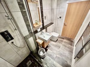 Photo 58- click for photo gallery